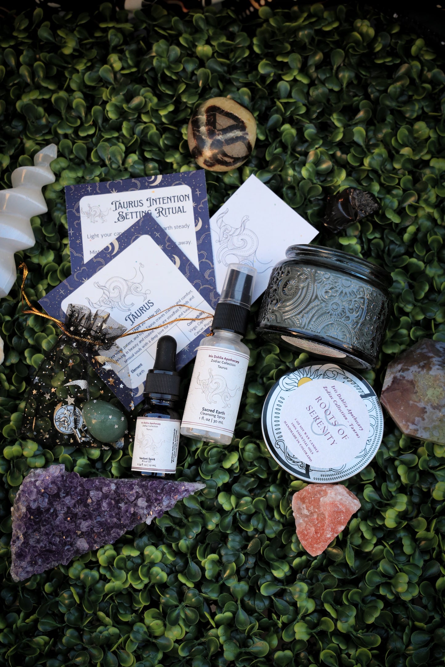Taurus Ritual Kit | Zodiac Self-Care Gift Set | Candle, Ritual Oil, Cleansing Spray, Green Aventurine Crystal & Charm
