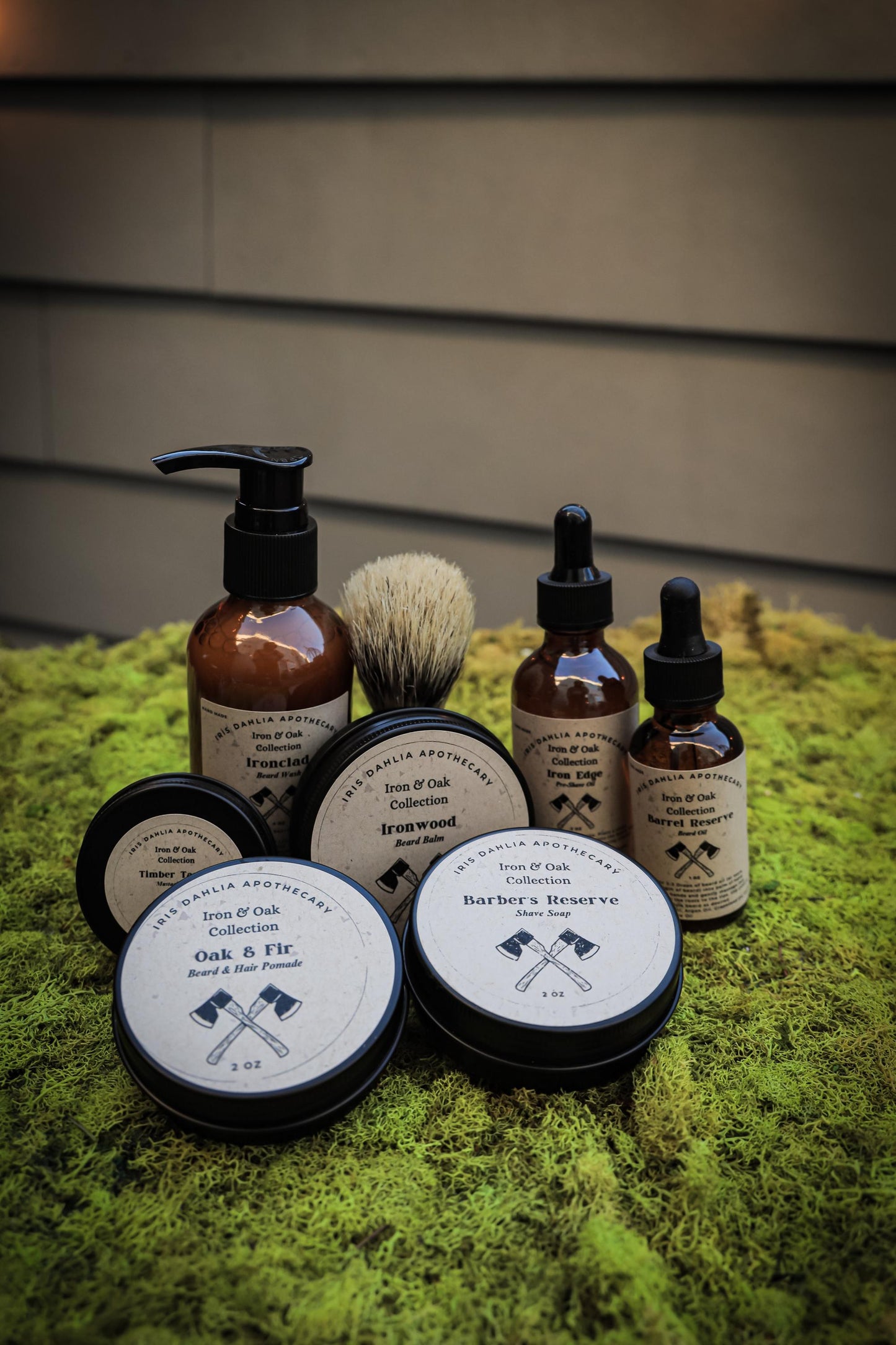 Premium Men's Beard & Face Care Kit: Iron Oak Collection - Grooming Essentials for Modern Gentleman